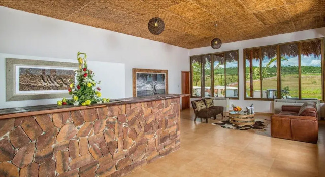 Resort Cuebe Lodge, Book Resort Hotels in Menongue with Parking, Parking