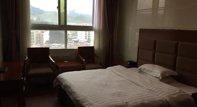 Xianglong Hotel, Book Hotel Heyuan Guangdong