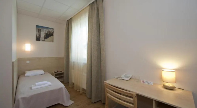 Одноместный номер Standard Hotel BEST with FREE PARKING