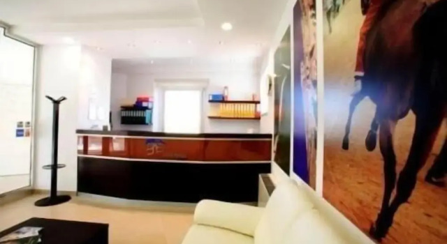 Porta Pispini Residence, Забронировать Отель Сиена Siena Area, рядом с Площадь Пьяцца-дель-Кампо