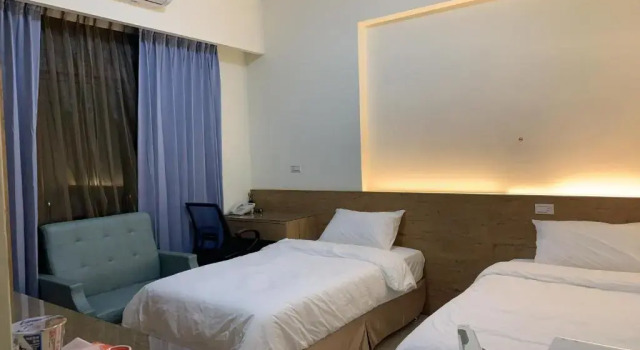 Двухместный номер Standard с видом на город Emerald diamond Building 1