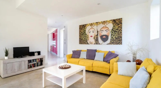 Villa Il Cavaliere Dependance by Elite Villas, Book Villa Hotels in Sicily with Parking, Parking