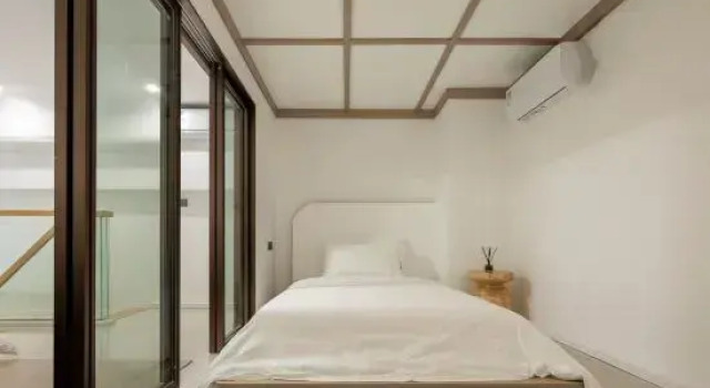 Люкс Superior Ya Hotel (Haikou Riyue Square Duty Free Shop)