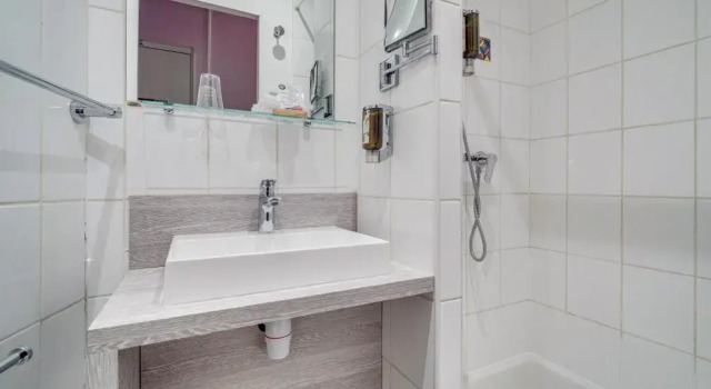 Номер Economy Hotel de Paris