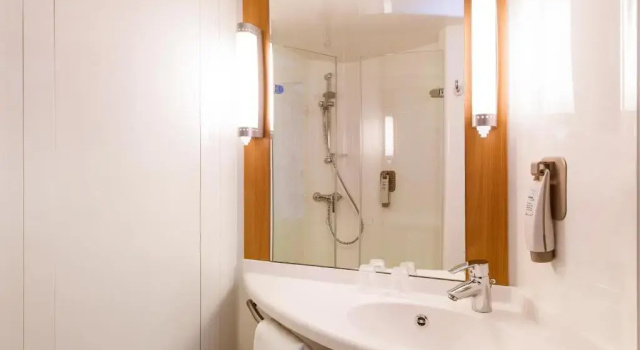 Двухместный номер Standard ibis Karlsruhe Hauptbahnhof