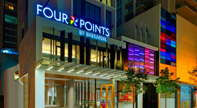 Four Points by Sheraton Brisbane, Забронировать Отель СПА-отели Брисбна, рядом с Wheel of Brisbane, SPA-услуги