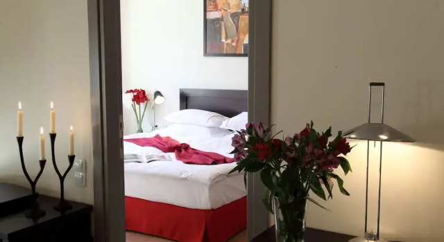 Люкс c 1 комнатой с балконом Euphoria Club Hotel