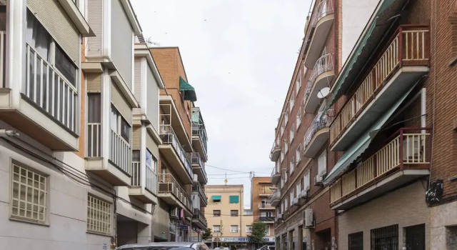 Estudio en Usera RUH7, Book Hotel Usera Madrid