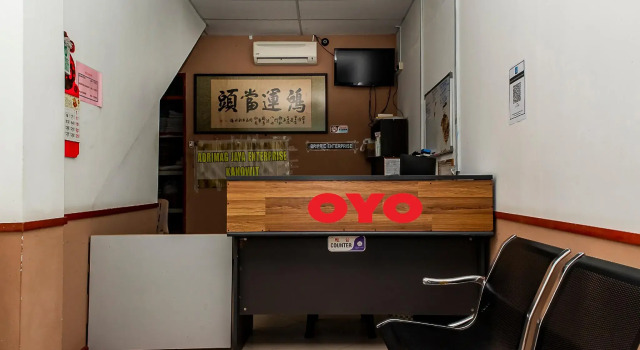 Hotel O Ltk Home, Rezerwuj Hotel Hotele w Sarawak z parkingiem, Parking