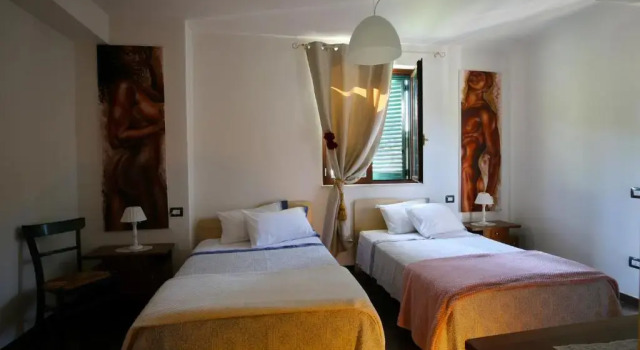 Il Gigante Che Dorme, Rezerwuj Hotel Castel Castagna Abruzja
