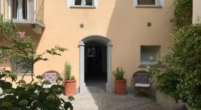 Casa di Marzi, Забронировать Отель Аоста Пила, рядом с Канатная дорога Пила