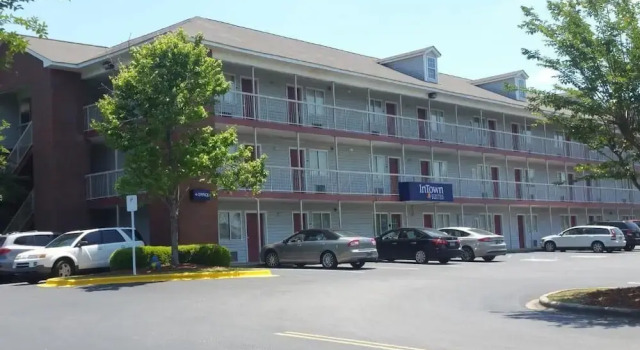 InTown Suites Extended Stay Birmingham AL - Hoover, Book Hotel Billige hoteller i Alabama