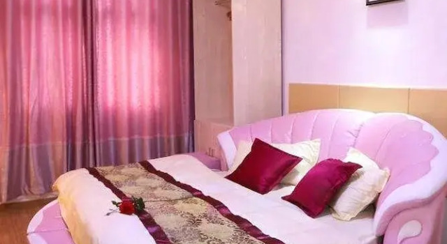 太极宾馆(庐山芦林湖店), Rezerwuj Hotel Jiujiang Jiangxi