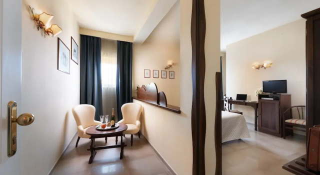 Трёхместный номер Standard c 1 комнатой Hotel Corsignano