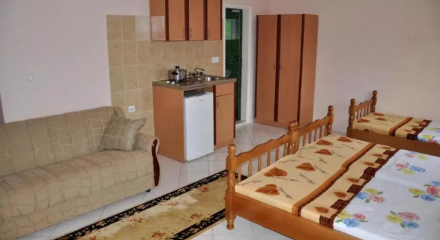 Студия с балконом и с красивым видом из окна Apartments Perezaj