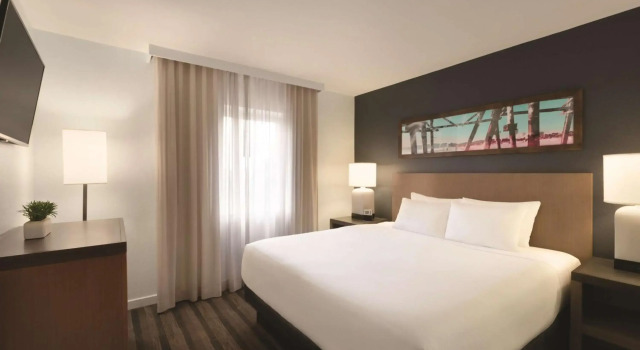 HYATT house Miami Airport