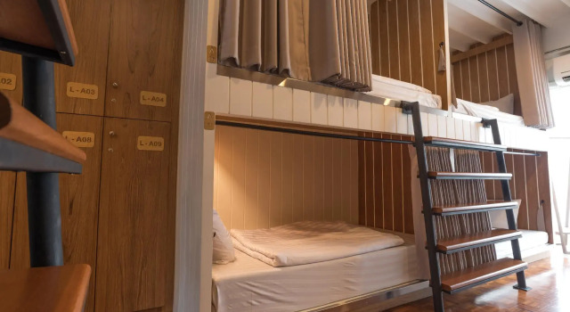 Кровать в общем номере Bed Addict Hostel