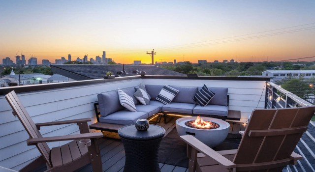 Upstay - City Views Stargazing on Rooftop Patio, Book Hotel Hoteller i Austin med parkering, nær Downs Park, Parkering
