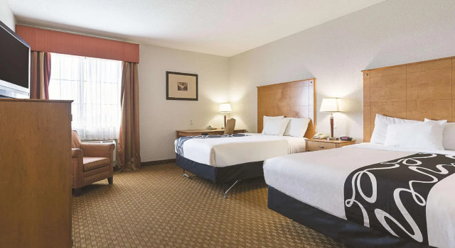 Номер Standard La Quinta by Wyndham Alvarado