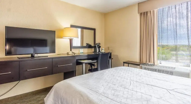 Номер Premium Holiday Inn Miami International Airport by IHG