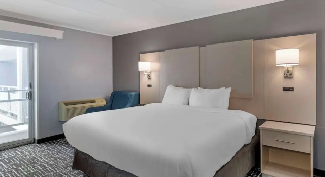 Двухместный номер Standard с красивым видом из окна Comfort Inn Hyannis - Cape Cod