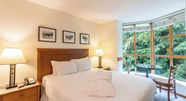 Entire Studio in Whistler Village Resort - Unit 417, Забронировать Курортный отель Курортные отели Уистлер, рядом с Black Tusk Gallery, Курортный отель