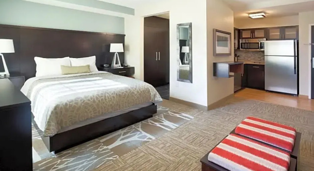 Люкс c 1 комнатой Staybridge Suites Dearborn by IHG