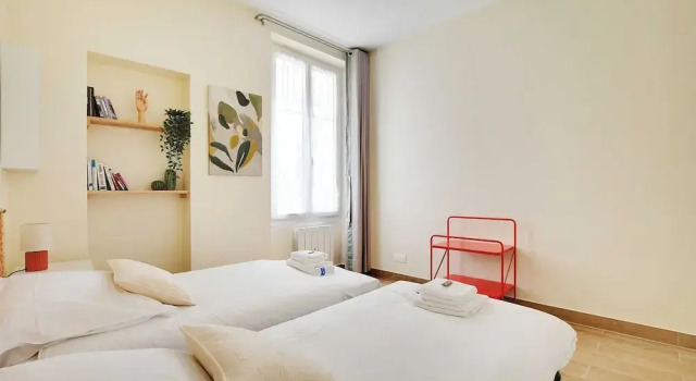 Charming Apartment - 2br/6p - Paris Center, Забронировать Апартаменты/квартира Париж Иль-де-Франс, рядом с Монгале