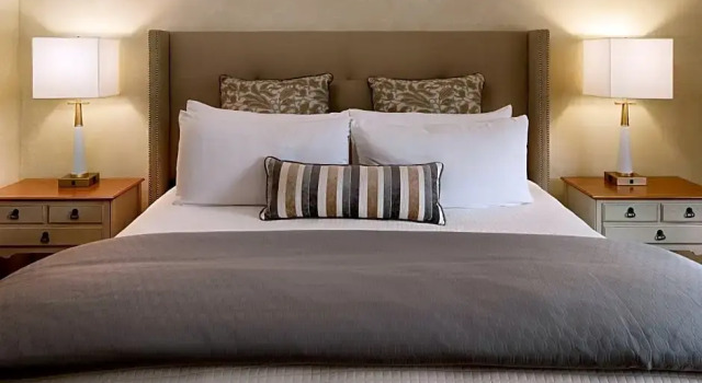 Двухместный номер Standard Pelican Inn & Suites