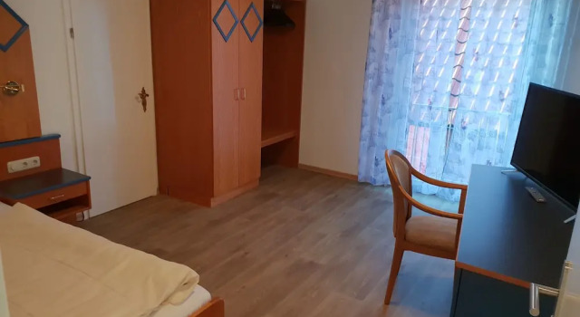 Pension Werre Stern self check-in ,nähe Werre Park, Забронировать Отель Бад-Эйнхаузен Teutoburg Forest