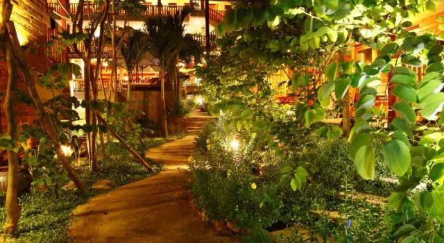 Полулюкс Bauhinia Resort & Spa Phu Quoc