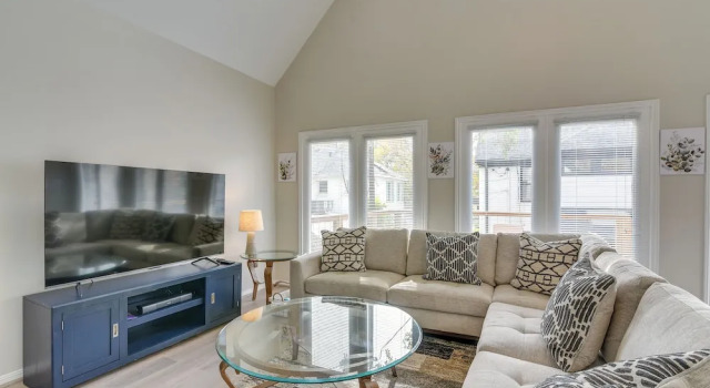 1 Mi to Rice! Pet-friendly, Modern Apt in Houston, Забронировать Апартаменты/квартира Апартаменты Texas Gulf Coast, Апартаменты/квартира