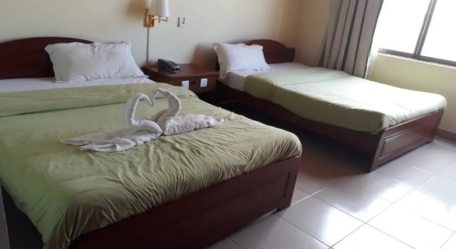 Mango Hotel, Buchen Sie Hotel Hotels in Kandal mit Parkplatz, Parkplätze