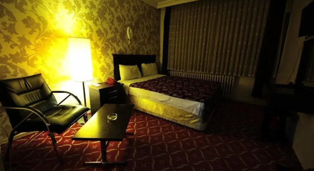 Buyuk Asur Oteli, Prenota Hotel Van 