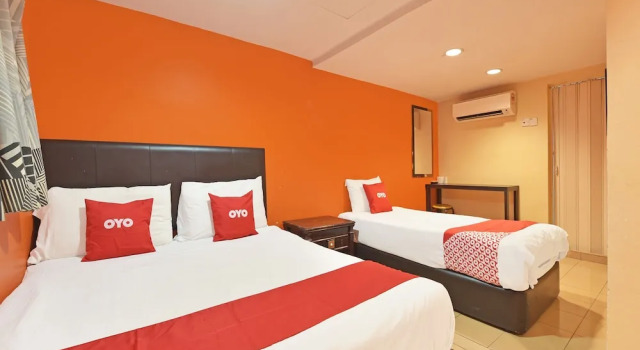 33 Hotel Cheras