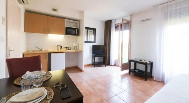 Двухместная студия Cerise Carcassonne Sud