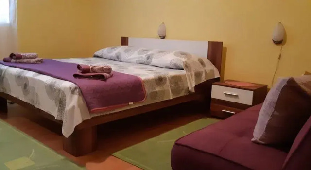 Apartments Petrić, Prenota Appartamento Stari Grad 