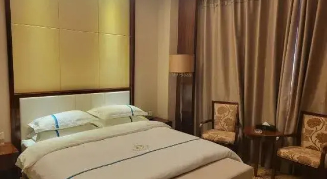 Deluxe suite Zhenyuan Hotel