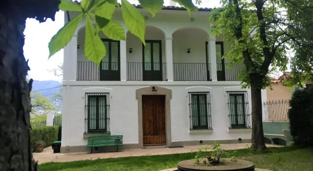 TORRE de CODINAC, Book Hotel Hotels in Osona with Parking, Parking