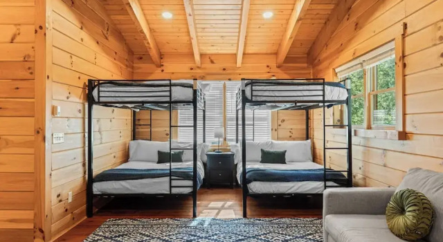 Forest Views, Hot Tub & Fireplace Minutes From Breckenridge Shangri-la Cabin by Avantstay, Prenota Casa vacanze Montgomery Reservoir Stati Uniti