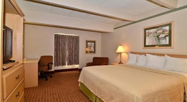 Baymont Inn and Suites Lake of the Ozarks, Prenota Hotel Osage Beach 