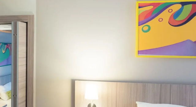 Четырёхместный номер Deluxe с 2 комнатами Art Suite nel Cuore di Napoli