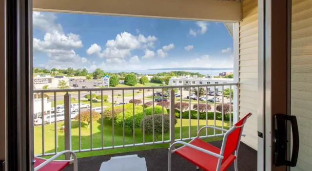Standard Zimmer mit Balkon Apple Tree Inn; SureStay Collection by Best Western