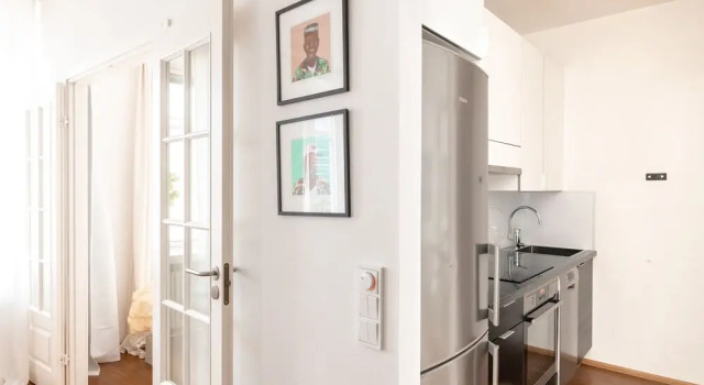 2ndhomes Cozy & Modern Top Floor Home