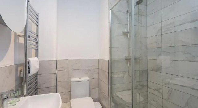 Aura Retreat with Free Parking