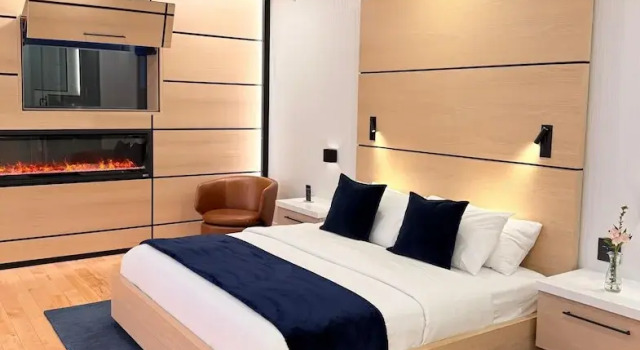 Номер Luxury Cribs on Main