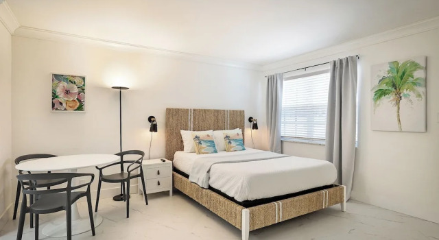 La Mer Suites