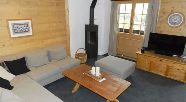 Apartment Häftli Schönried, Забронировать Апартаменты/квартира Шёнрид Гштад, рядом с Rellerli