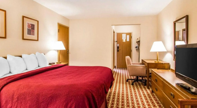 Номер Standard Quality Inn & Suites Marion