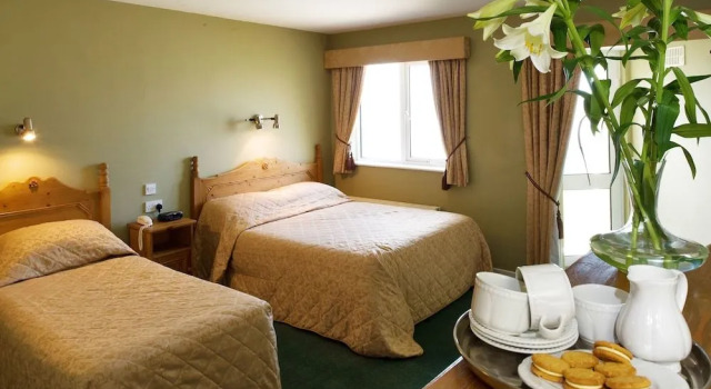 Lehinch Lodge, Забронировать Гостевой дом Отели в центре Лехинч с завтраком, отели в центре Лехинч с завтраком